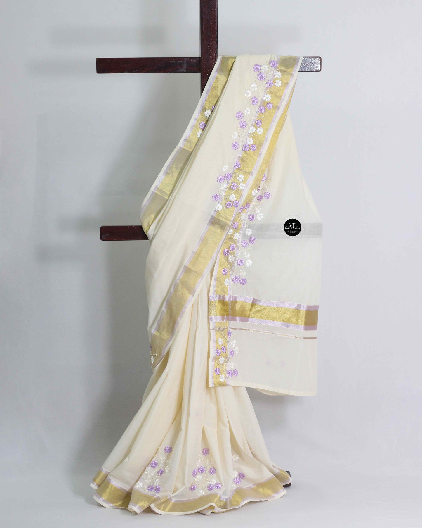 Kerala Kasavu Saree with Lavender Ribbon Work