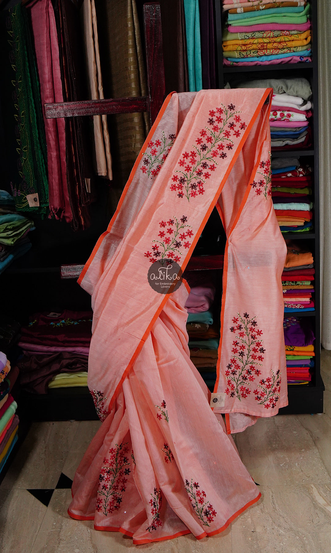 🍑✨ Peachy Elegance: Chanderi Silk Mirror Work Saree with Lazy Daisy Floral Embroidery ✨🌸