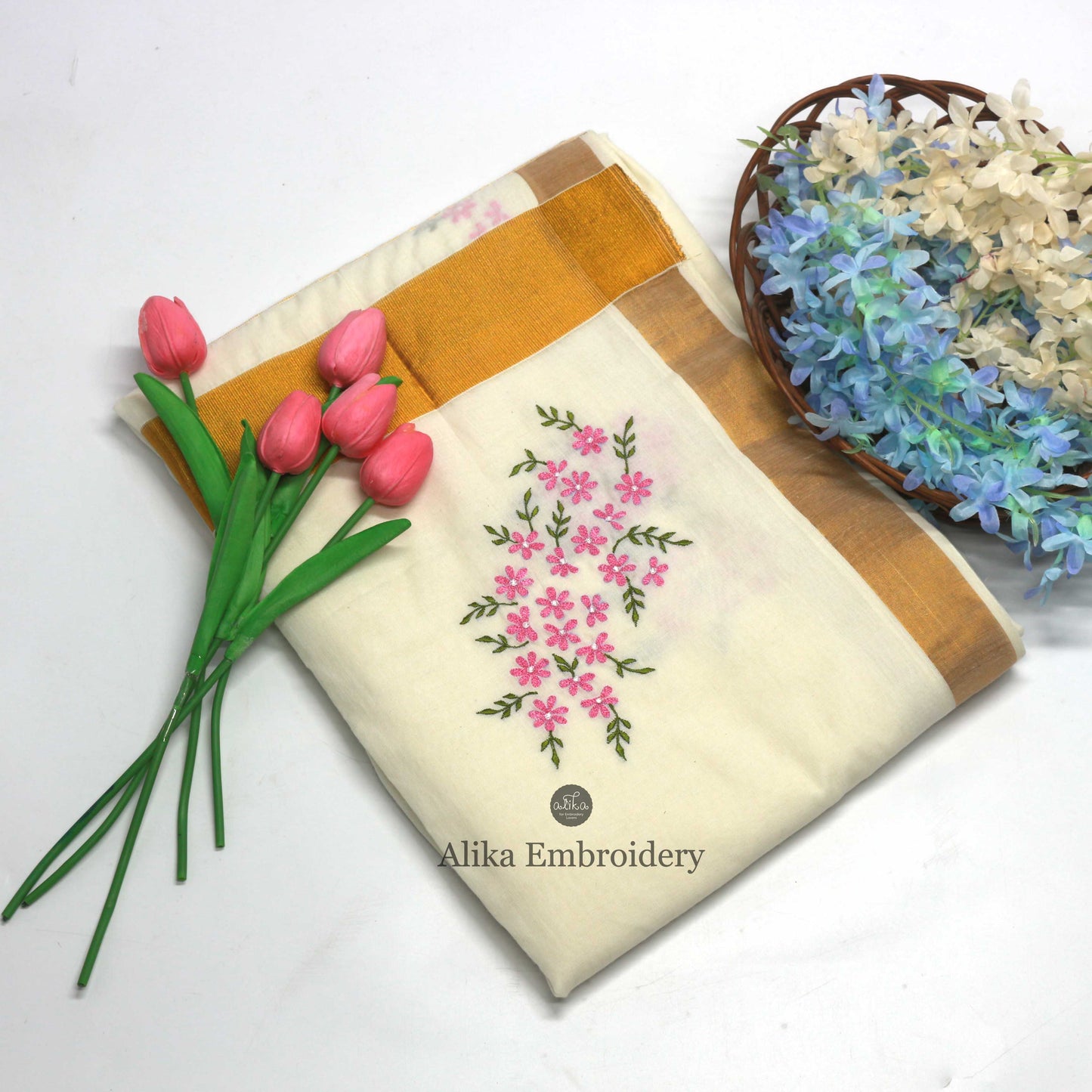 Kerala Kasavu Saree with Exquisite Embroidery