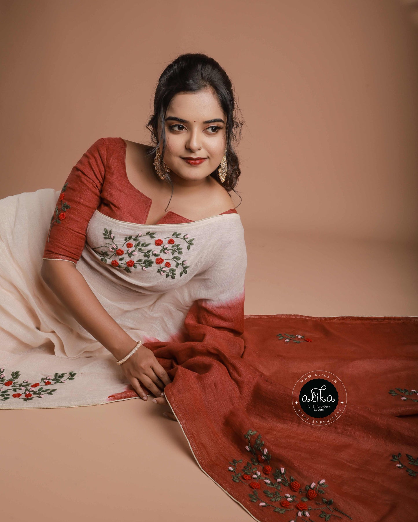 Double Shaded Pure Linen Saree with Floral Hand Embroidery