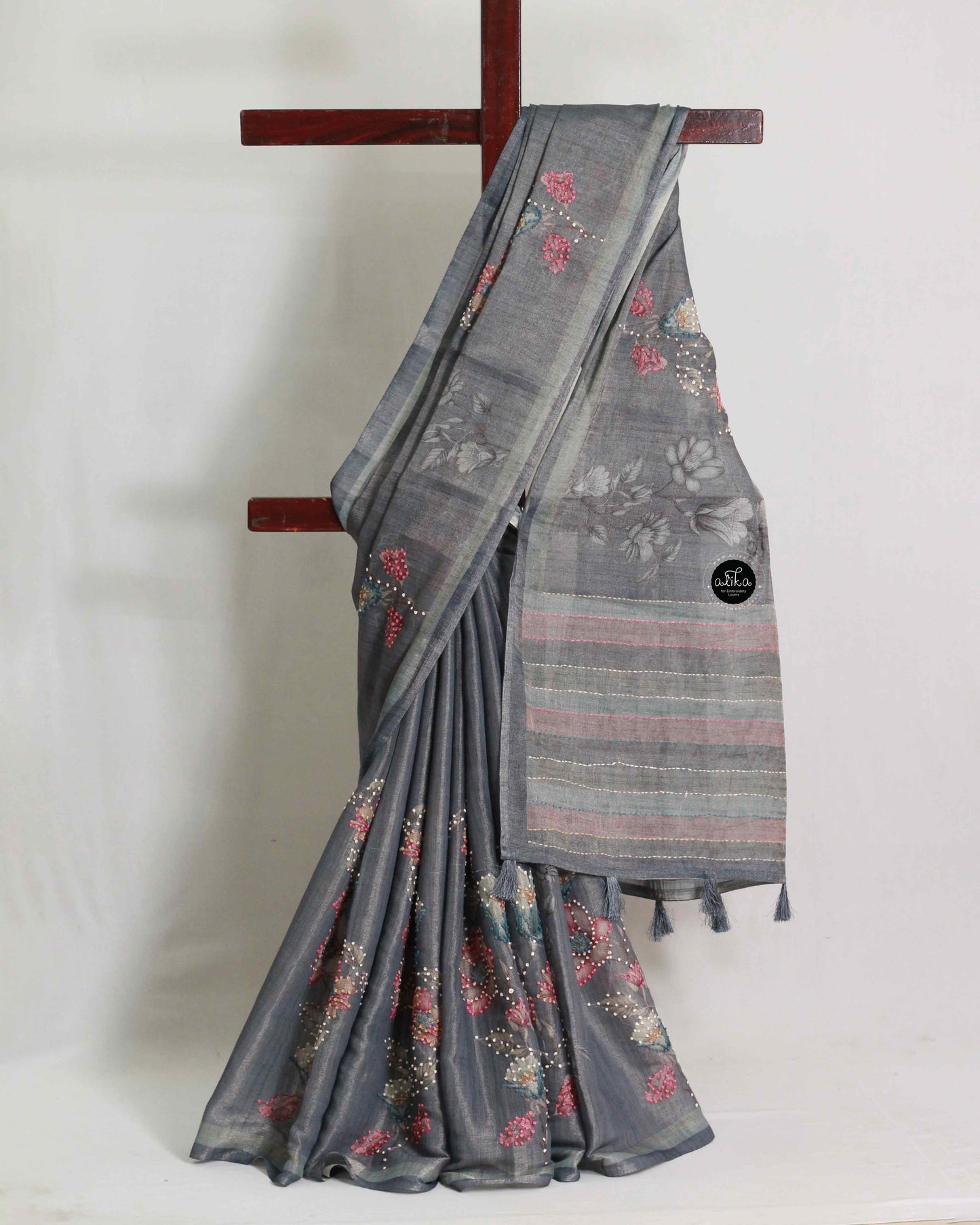 Gray Linen Tissue Saree with Floral Prints & Kantha Work – Handcrafted Elegance