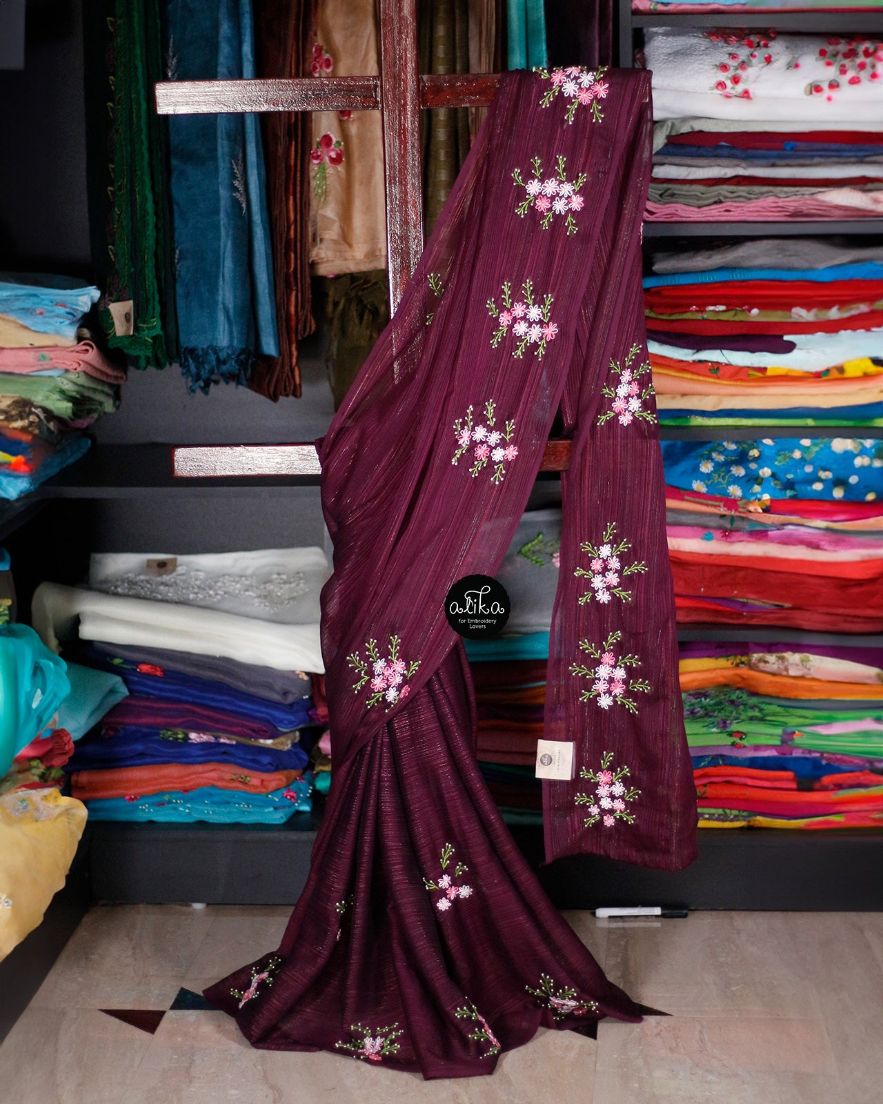 MAROON SHADED VISCOSE GEORGETTE  SAREE  WITH LAZY DAISY FLORAL EMBROIDERY