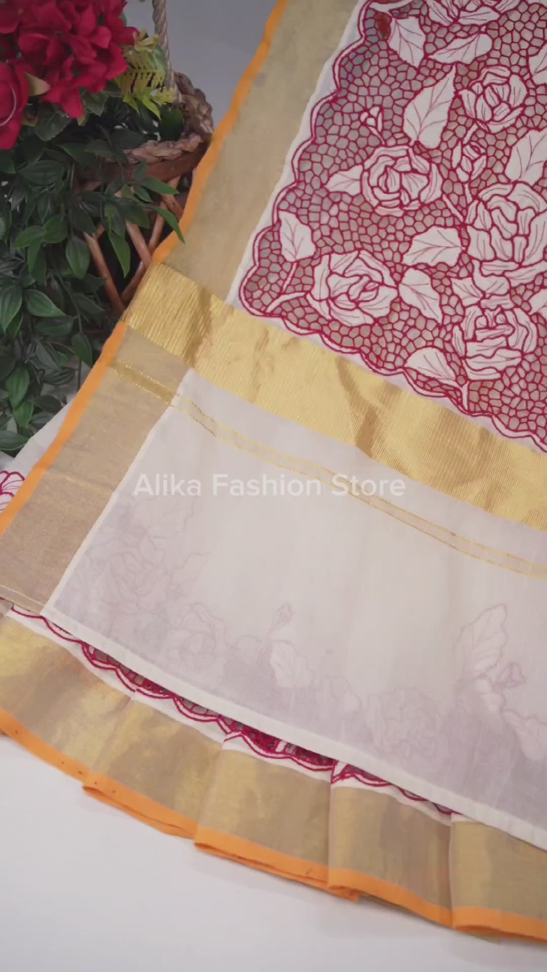 Cream Kerala Saree with Red Border &amp; Floral Twine Cutwork