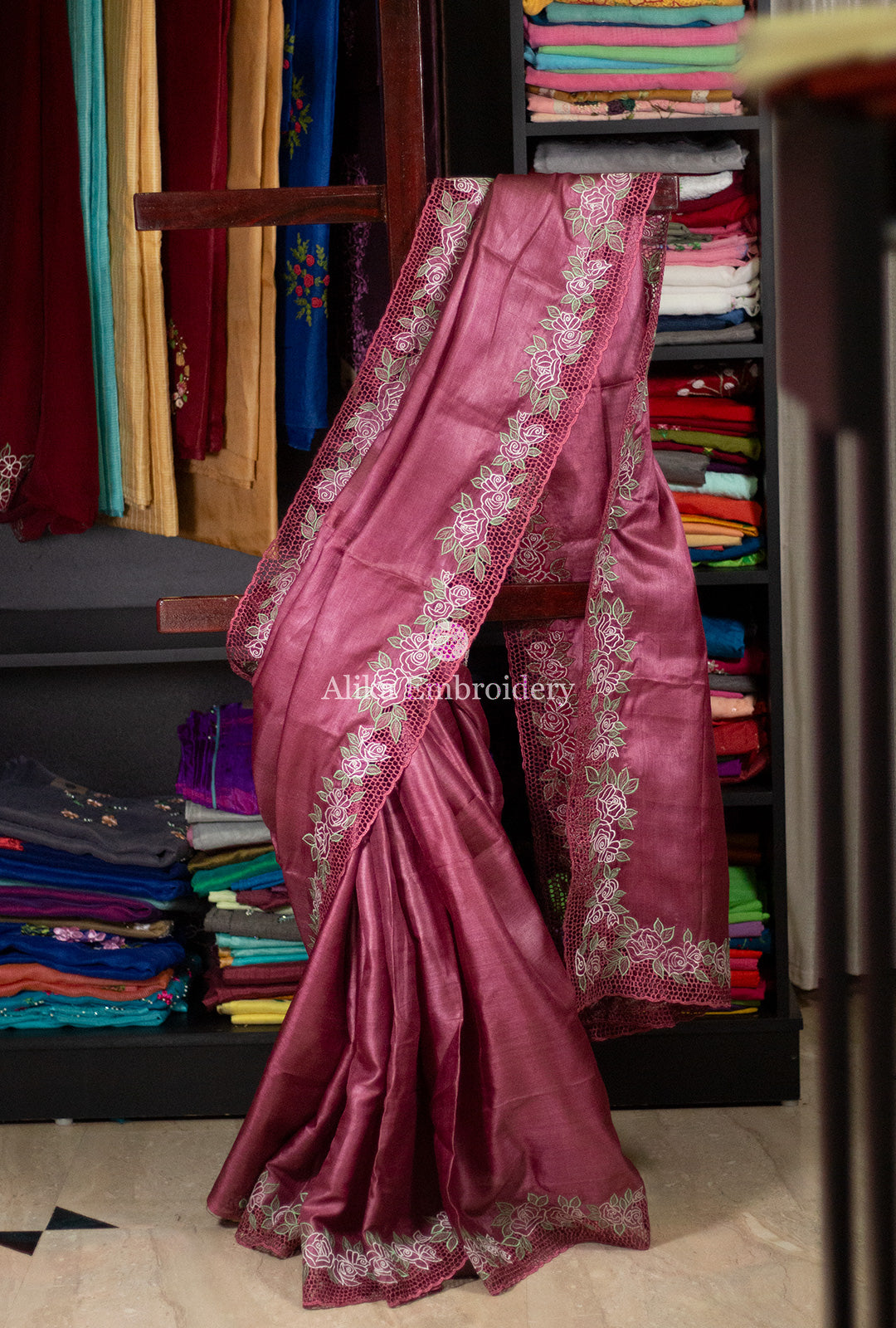MAVUE TUSSAR SILK SAREE WITH FULL BORDER CUTWORK AND MACHINE EMBROIDERY