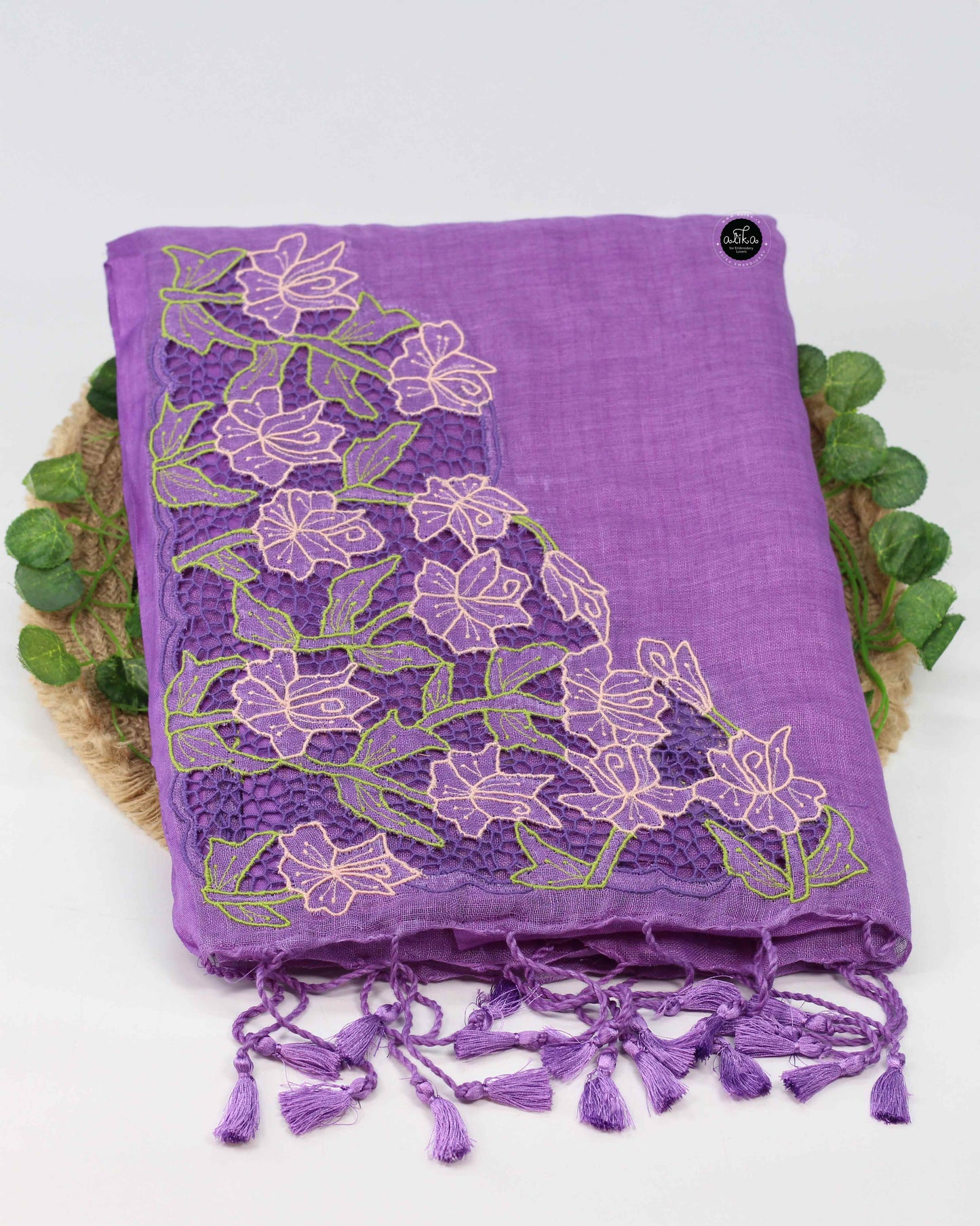 Lavender Pure Linen Saree with Floral Twine Cutwork